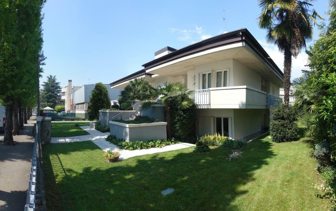 Biancavilla B&B เบรเชีย ภายนอก รูปภาพ